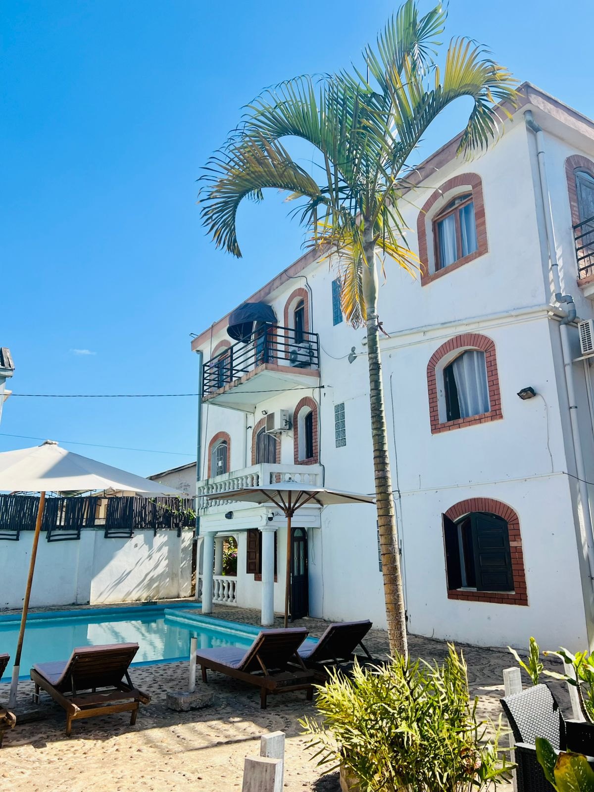 Vue extérieure côté piscine